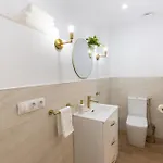 Apartament New Cozy, Spacious & Modern Apt, 100m From The Beach, Restaurants, Bars Sitio de Calahonda