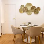 New Cozy, Spacious & Modern Apt, 100m From The Beach, Restaurants, Bars * Sitio de Calahonda