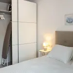 New Cozy, Spacious & Modern Apt, 100m From The Beach, Restaurants, Bars * Sitio de Calahonda