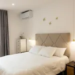 Apartament New Cozy, Spacious & Modern Apt, 100m From The Beach, Restaurants, Bars Sitio de Calahonda